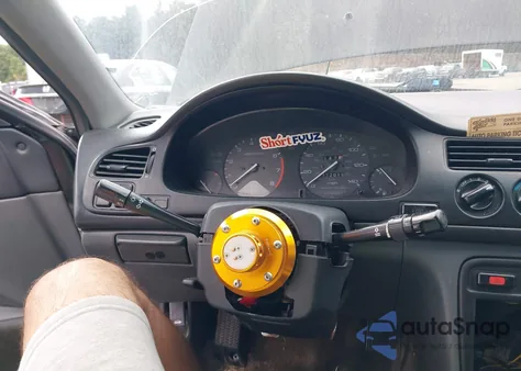 1996 Honda Accord Ex/Ex-R z USA, uszkodzony, nr VIN 1HGCD555XTA174466